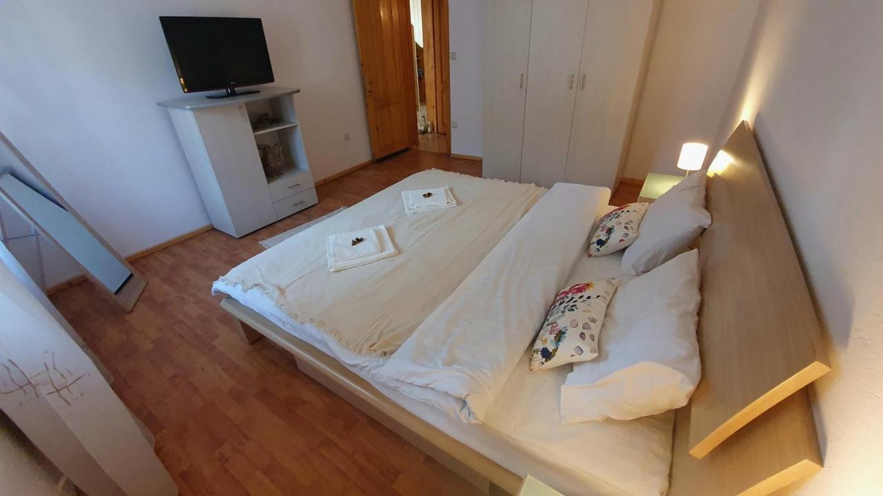 Vila Panselutelor 6 Синая Экстерьер фото
